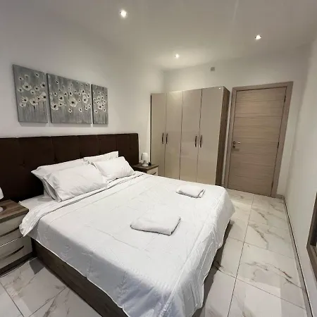 דירה Spinola 2br Retreat, Close To Sea, Restaurants & Cafes