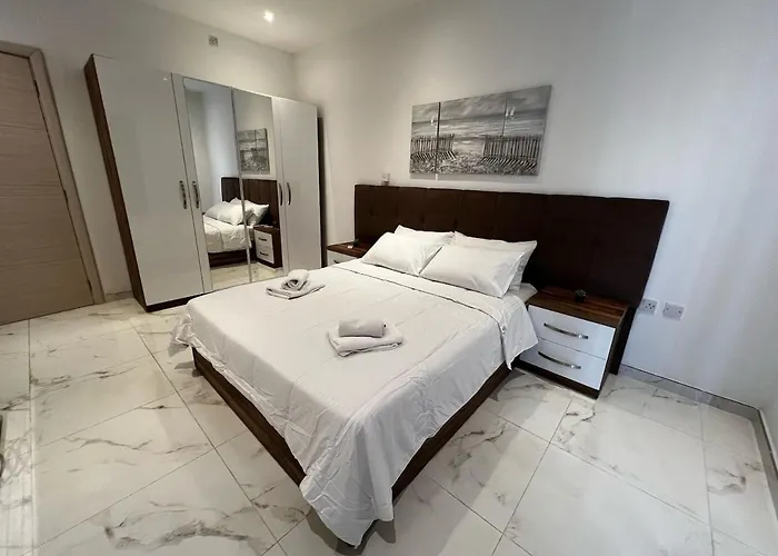 Spinola 2br Retreat, Close To Sea, Restaurants & Cafes San Ġiljan