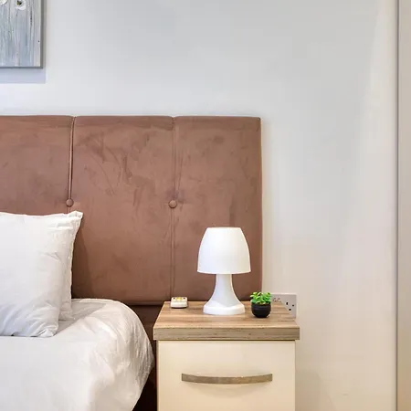 شقة Spinola 2br Retreat, Close To Sea, Restaurants & Cafes
