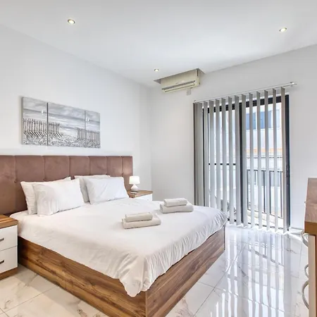 Spinola 2br Retreat, Close To Sea, Restaurants & Cafes *