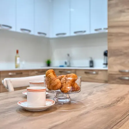 Spinola 2br Retreat, Close To Sea, Restaurants&cafés Appartement San Ġiljan