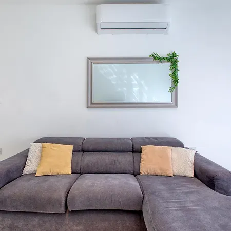 Spinola 2br Retreat, Close To Sea, Restaurants&cafés