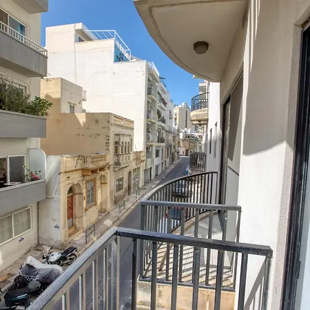 Spinola 2br Retreat, Close To Sea, Restaurants & Cafes *