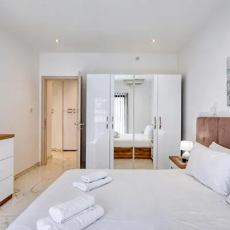 Spinola 2br Retreat, Close To Sea, Restaurants&cafés