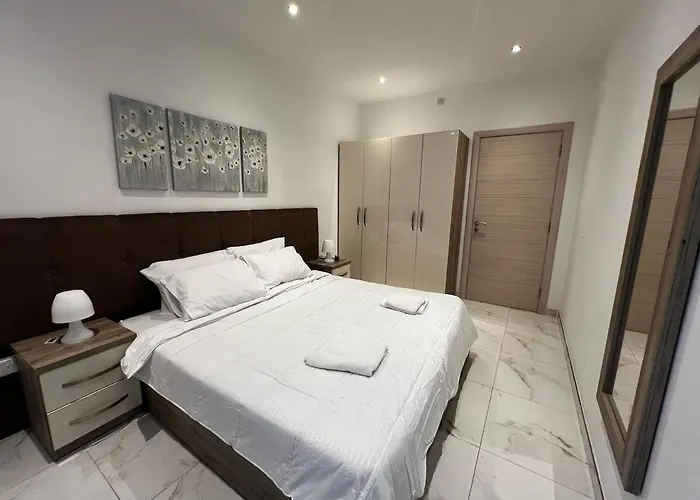 דירה Spinola 2br Retreat, Close To Sea, Restaurants & Cafes